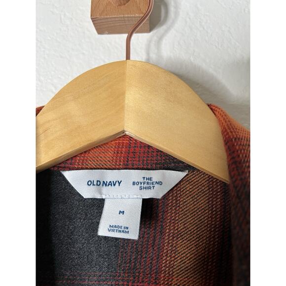 NWT Old Navy Swifty Evermore Plaid Button Up Shirt Size Medium Flannel - Picture 2 of 7